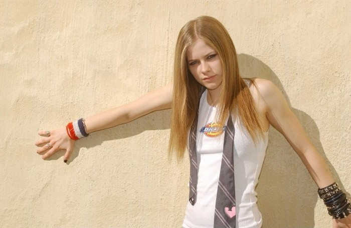 Аврил Лавин: 2002 год