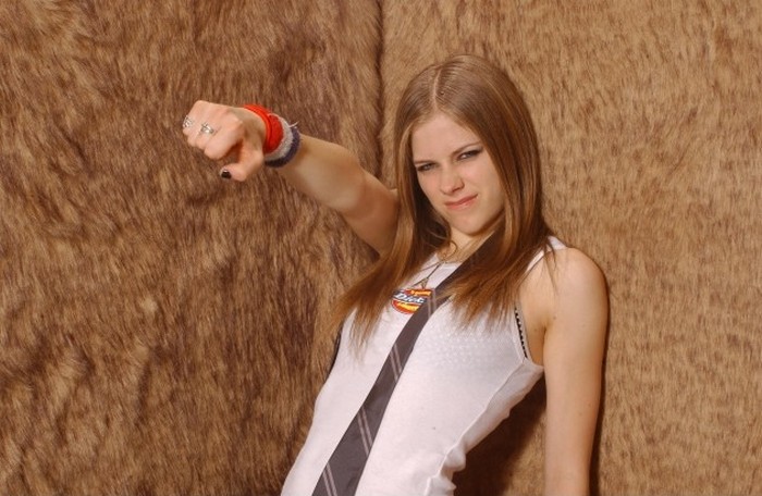 Аврил Лавин: 2002 год