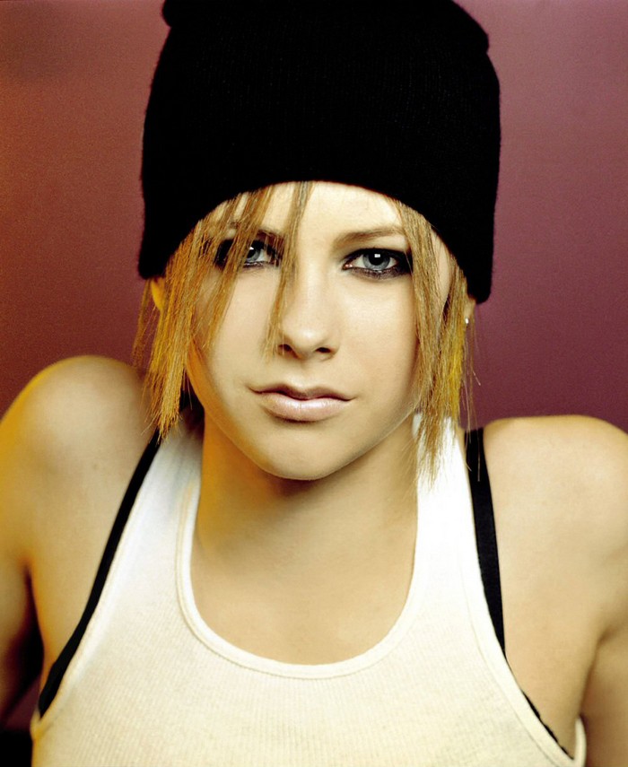 Аврил Лавин: 2003 год