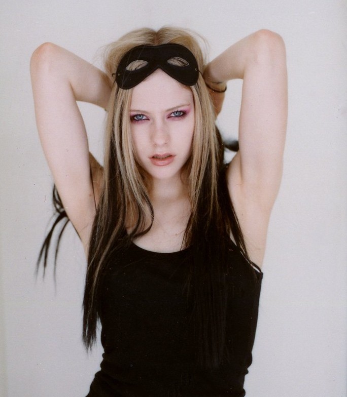 Аврил Лавин: 2004 год